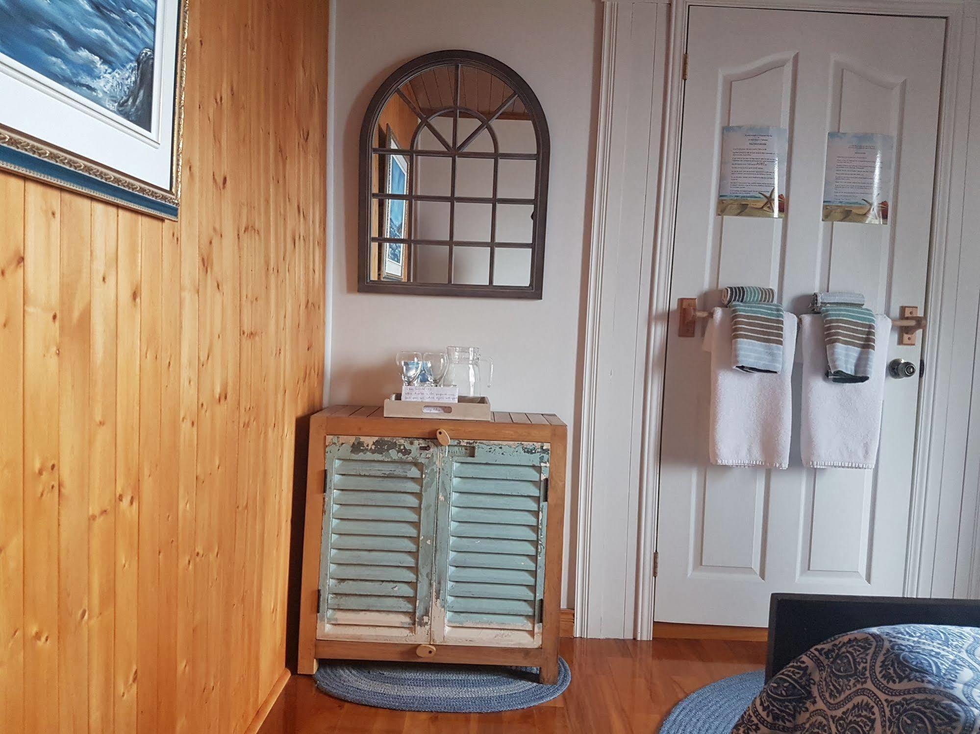 Gite Au Vieux Pommier Tadoussac Bagian luar foto