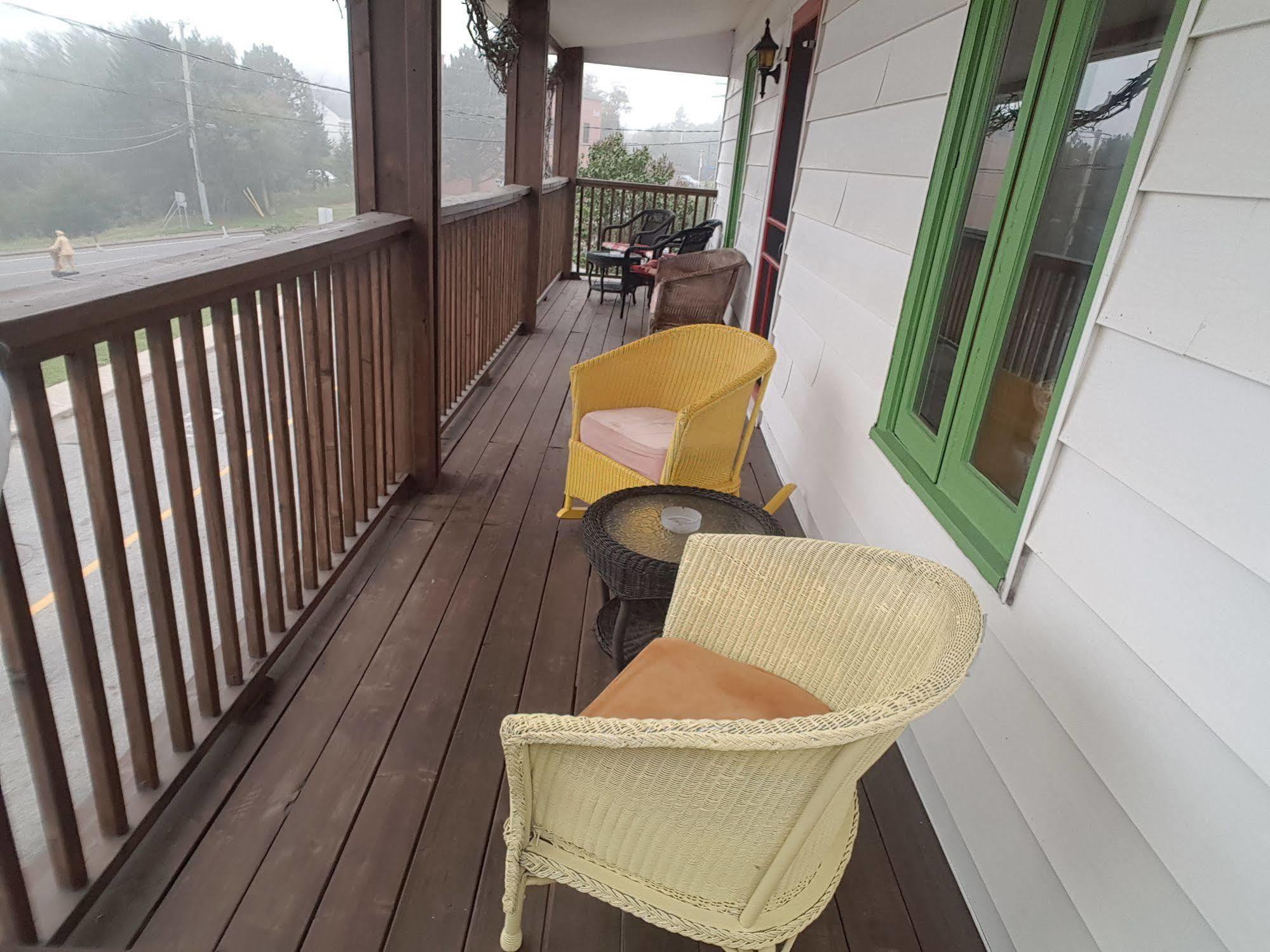 Gite Au Vieux Pommier Tadoussac Bagian luar foto